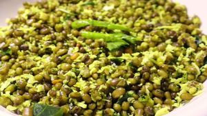 ಉತ್ತರ ಕರ್ನಾಟಕ ಶೈಲಿಯ ಹೆಸರು ಕಾಳಿನ ಪಲ್ಯ..! ಒಮ್ಮೆ ರುಚಿ ನೋಡಿ..!