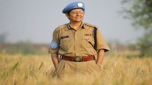 ಸೆಟ್ಟೇರಿದ ಐಪಿಎಸ್ ಅಧಿಕಾರಿ ಕಿರಣ್ ಬೇಡಿ ಜೀವನಾಧಾರಿತ ಸಿನಿಮಾ..! ಯಾರು ಈ ಅಧಿಕಾರಿ