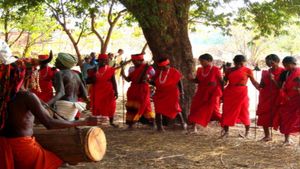 ಜಾತ್ರೆಯಲ್ಲಿ ತನ್ನಿಷ್ಟದ ವರನ ಆರಿಸಿಕೊಳ್ಳುವ ಹುಡುಗಿ: ಈ ಬುಡಕಟ್ಟು ಆಚರಣೆಯೇ ವಿಚಿತ್ರ