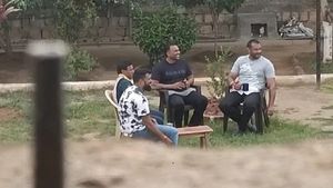 ದರ್ಶನ್‌ಗೆ ಯಾವುದೇ ಕೊರತೆಯಾಗದಂತೆ ನೋಡಿಕೊಂಡ ಜೈಲಾಧಿಕಾರಿಗಳು: ಜೈಲಿನ ಈ 5 ನಿಯಮ ದರ್ಶನ್‌ಗಾಗಿ ಮರೆತ ಭ್ರಷ್ಟರು