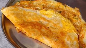 ಮಕ್ಕಳ ಬಾಯಲ್ಲಿ ನೀರು ತರಿಸುವ ಎಗ್ ದೋಸೆ..! 5 ನಿಮಿಷದಲ್ಲಿ ಮಾಡಬಹುದು!