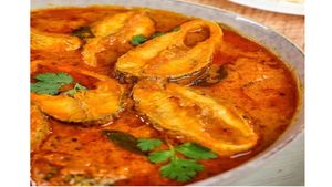 ತೆಂಗಿನಕಾಯಿ ಹಾಲು  ಹಾಕಿ ಮಾಡುವ ಮೀನಿನ ಸಾರು,  ತುಂಬಾ ರುಚಿಯಾಗಿರುತ್ತೆ