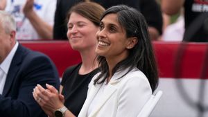 ಅಮೆರಿಕದ ಎರಡನೇ ಮಹಿಳೆಯಾದ ಭಾರತ ಮೂಲದ ಉಷಾ..! ಯಾರು ಗೊತ್ತಾ ಈಕೆ?