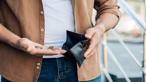 ಈ 9 ತಪ್ಪುಗಳನ್ನು ಮಾಡುವವನಿಗೆ  ಹಣ ಉಳಿತಾಯ ಮಾಡಲು ಸಾಧ್ಯವಾಗುವುದೇ ಇಲ್ಲ!