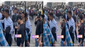 ದೇಶ ಕಾಯುವ ಸೈನಿಕನ ಜೊತೆ   ಕೊಹ್ಲಿ ನಡೆದುಕೊಂಡ ರೀತಿ ಸರಿಯೇ? ಕೊಹ್ಲಿಯ ಅಭಿಮಾನಿಗಳೇ ಇದು ಬೇಡವಾಗಿತ್ತು ಅಂತಿದ್ದಾರೆ