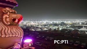 12  ವರ್ಷಕ್ಕೊಮ್ಮೆ ನಡೆಯುವ ಮಹಾ ಕುಂಭಮೇಳಕ್ಕೆ ಹೋಗುತ್ತಿದ್ದೀರಾ?  ಲಕ್ಷುರಿ ಟೆಂಟ್‌ಗಳಲ್ಲಿ ಸ್ಟೇ ಮಾಡಲು ಬುಕ್ಕಿಂಗ್‌ ಹೇಗೆ?