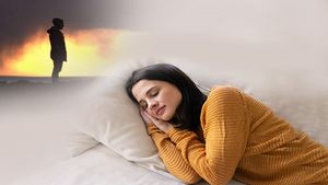 ತೀರಿ ಹೋದವರು  ಕನಸಿನಲ್ಲಿ ಬಂದರೆ ಏನರ್ಥ? ಅವರು ಅತ್ತಂತೆ  ಕಂಡರೆ ಅಥವಾ ಅವರು ಇನ್ನೂ ಬದುಕಿರುವಂತೆ ಕನಸು ಬಿದ್ದರೆ ಏನರ್ಥ?