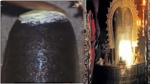 ಬೆಂಗಳೂರಿನಲ್ಲಿರುವ ಈ ಶಿವ  ದೇವಾಲಯದಲ್ಲಿ ಶಿವಲಿಂಗಕ್ಕೆ ತುಪ್ಪ ಹಾಕಿದರೆ ಬೆಣ್ಣೆಯಾಗುತ್ತೆ!