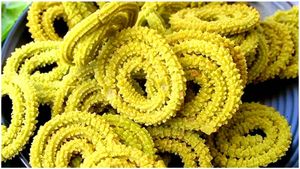 ಗ್ರೀನ್ ಮಸಾಲ ಚಕ್ಕುಲಿ ಮಾಡೋದು ಹೇಗೆ ಗೊತ್ತಾ? 15 ನಿಮಿಷದಲ್ಲಿ ಮಾಡಬಹುದು!!