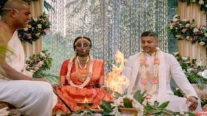 ಹಿಂದೂ ಸಂಪ್ರದಾಯದಂತೆ ಕೃಷ್ಣನ ಭಕ್ತೆಯ ವಿವಾಹ: ಯಾರು ಈ ಕೃಷ್ಣ ಸುಂದರಿ ಗೊತ್ತಾ? 