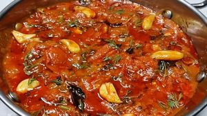 ಸಾಂಬಾರ್ ಪುಡಿ ಬಳಸಿ ಈ ಬೆಳ್ಳುಳ್ಳಿ ಗೊಜ್ಜು ಮಾಡಿ.! ಅನ್ನ, ತಿಂಡಿಯ ಜೊತೆಗೆ ಅದ್ಭುತ ರುಚಿ!