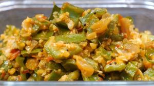 ಚಪಾತಿಗೆ ಹೀರೆಕಾಯಿ ಪಲ್ಯ..! ನೀವೆಂದು ಸವಿದಿರದ ರುಚಿ ಇದು..!