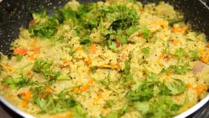 ನೀವೆಂದು ರುಚಿ ನೋಡದ ಮಸಾಲೆ ಉಪ್ಪಿಟ್ಟು..! ಹೇಗೆ ಮಾಡೋದು ನೋಡಿ..!