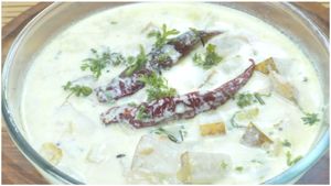 ಬೇಸಿಗೆ ಬಿಸಿಗೆ ತಂಪು ತಂಪಿನ ಮಜ್ಜಿಗೆ ಹುಳಿ..! ಸೌತೆಕಾಯಿ ಮೊಸರು ಇದ್ರೆ ಸಾಕು!