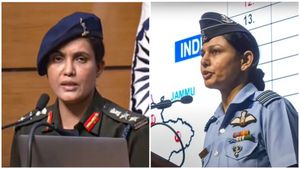 ಇದೆ ಮೊದಲು: ಮಿಲಿಟರಿ ಕಾರ್ಯಾಚರಣೆ ಕುರಿತು ಮಹಿಳಾ ಅಧಿಕಾರಿ ಮಾಹಿತಿ..! ಈ ಇಬ್ಬರು ಯಾರು ಗೊತ್ತಾ?