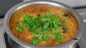 Easy Rasam Recipe: ಟೊಮೆಟೋ ಬಳಸದೆ ಹೊಸ ರೀತಿ ರಸಂ ಮಾಡಿ ನೋಡಿ..! ಇಲ್ಲಿದೆ ಸುಲಭದ ತಿಳಿಸಾರು!