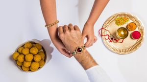 Raksha Bandhan 2025: ರಕ್ಷಾ ಬಂಧನ ಯಾವಾಗ? ಆಗಸ್ಟ್ 8 ಅಥವಾ 9? ರಾಖಿ ಕಟ್ಟೋಕೆ ಇದು ಶುಭ ಸಮಯ