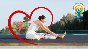 Yoga For Heart Healthy: ಹೃದಯದ ಆರೋಗ್ಯ ಕಾಪಾಡಿಕೊಳ್ಳಬೇಕೆ? ಇಲ್ಲಿವೆ 15 ಸುಲಭ ಯೋಗಾಸನಗಳು​