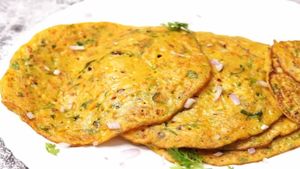 ಬಾಯಿ ರುಚಿಗೆ ಮಾಡಿ ಆಲೂಗಡ್ಡೆ ಮೆಂತ್ಯ ಸೊಪ್ಪಿನ ಪರೋಟ...ಹೇಗೆ ಮಾಡೋದು ನೋಡಿ?