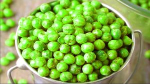 ಹಸಿ ಬಟಾಣಿ ಮಸಾಲ ಫ್ರೈ ಮನೆಯಲ್ಲೇ ಮಾಡಿ..! 5 ನಿಮಿಷ ಸಾಕಾಗುತ್ತೆ!