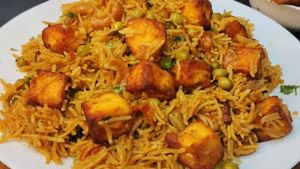 ರೆಸ್ಟೋರೆಂಟ್ ರುಚಿಯ ಪನೀರ್ ಬಿರಿಯಾನಿ ಮನೆಯಲ್ಲೇ ಮಾಡಿ! ಎಷ್ಟು ಸುಲಭ ಗೊತ್ತಾ?