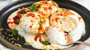 ಕ್ರಿಸ್ಪಿ & ಕ್ರೀಮಿ ಕಾಂಬೋ! ಸಬ್ಬಕ್ಕಿ ಮೊಸರು ವಡೆ.. ಬೇಳೆ ಇಲ್ಲದೇ ಹೇಗೆ ಮಾಡೋದು ನೋಡಿ