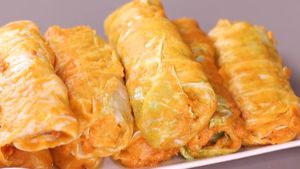 ಕ್ಯಾಬೇಜ್ ರೋಲ್ ಮಾಡಿದ್ರೆ ಈ ರುಚಿ ಯಾರು ಕೂಡ ಮರೆಯೊಲ್ಲ..! ಮಾಡೋದು ಹೇಗೆ?