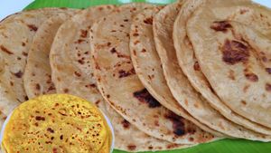 ನವರಾತ್ರಿ ಪೂಜೆಗೆ ಮೃದುವಾದ ಸಜ್ಜಕ ಹೋಳಿಗೆ: ಮಾಡೋದು ತುಂಬಾ ಸುಲಭ