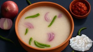 ಬೆಳಗ್ಗೆ ಈ ಗಂಜಿ ಕುಡಿಯಿರಿ.. ಊಟ ಮಾಡಿದ್ರೂ ತೂಕ ಇಳಿಯುತ್ತೆ! ಹೊಟ್ಟೆಗೆ ತಂಪು, ದೇಹಕ್ಕೆ ಶಕ್ತಿ