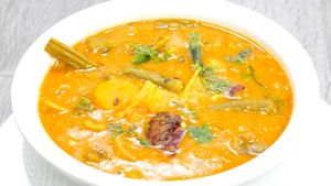 ಊಟದ ಮಜಾ ಹೆಚ್ಚಿಸುವ ಬೇಳೆ ಸಾರು: ಇಂತಹ ಅದ್ಭುತ ರುಚಿ ನೀವೆಂದೂ ಸವಿದಿರೋದಿಲ್ಲ!