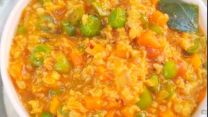 ಡಬಲ್ ವೇಗದಲ್ಲಿ ತೂಕ ಇಳಿಸಬೇಕಾ? ಈ ಓಟ್ಸ್ ಕಿಚಡಿ ತಿಂದು ನೋಡಿ ಸಾಕು!!