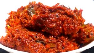 1 ವಾರ ಇಟ್ಟು ಸವಿಯಬಹುದಾದ ಈರುಳ್ಳಿ ಚಟ್ನಿ: ಹುಳಿ ಸಿಹಿಯಂತಹ ರುಚಿ ಬಾಯಲ್ಲಿ ನೀರು ತರಿಸುತ್ತೆ!