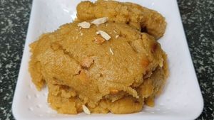 1 ಕಪ್ ಅವಲಕ್ಕಿ, ಬೆಲ್ಲ ಇದ್ರೆ ಈ ರುಚಿಯ ಹಲ್ವಾ ರೆಡಿ: ಮಾಡೋದು ಕೂಡ ಬಹಳ ಸುಲಭ!