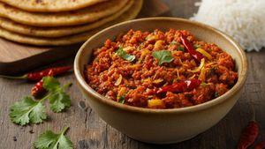 ಬಾಯಿ ಚಪ್ಪರಿಸುವ ರುಚಿ! ಊಟದ ರುಚಿ ಡಬಲ್ ಮಾಡಲು ಈ ಚಟ್ನಿ ಸಾಕು.. ಹಳ್ಳಿ ಶೈಲಿಯಲ್ಲಿ ಮಾಡಿ ನೋಡಿ