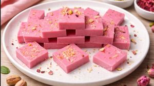 ಅರ್ಧ ಲೀಟರ್ ಹಾಲಿದ್ರೆ ಸಾಕು ಈ ಸ್ವೀಟ್ ಸಿದ್ದವಾಗುತ್ತೆ: ಒಮ್ಮೆ ಮಾಡಿದ್ರೆ ನಿತ್ಯವೂ ಇದೇ ಸಿಹಿ ಬಯಸೋದು ಖಚಿತ!