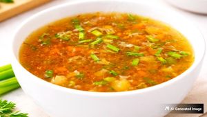 ಬೇಸಿಗೆಯಲ್ಲಿ ಸವಿಯೋಕೆ ಇಲ್ಲಿದೆ ಸುಲಭದ ಸೂಪ್! ರೆಸ್ಟೋರೆಂಟ್ ಶೈಲಿಯಲ್ಲಿ ಮನೆಯಲ್ಲೇ ಮಾಡಿ!