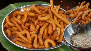 ಉಳಿದ ಅನ್ನದಿಂದ ಮಾಡಿ ಗರಿಗರಿಯಾದ ಕುರ್ಕುರೆ! ಹೊರಗಿನ ಸ್ನ್ಯಾಕ್‌ಗೂ ಮೀರಿದ ರುಚಿ.. ಮಾಡೋದು ಹೇಗೆ?