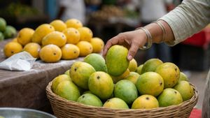 FSSAI ದಾಳಿ: ವಿಷಕಾರಿ ಹಣ್ಣುಗಳನ್ನು ಗುರುತಿಸುವುದು ಹೇಗೆ ಗೊತ್ತಾ?