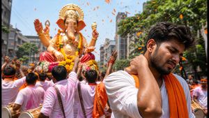 ಗಣೇಶ ವಿಸರ್ಜನೆ ಮೆರವಣಿಗೆ: ಬೆನ್ನು, ಮೊಣಕಾಲು ನೋವು ತಡೆಯಲು 12 ನಿಮಿಷದ ಸ್ಮಾರ್ಟ್ ರೊಟೀನ್ ಇಲ್ಲಿದೆ!
