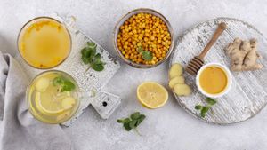 ശരീരത്തെ വിഷമുക്തമാക്കും, പ്രതിരോധത്തിനും അത്യുത്തമം: മഞ്ഞള്‍-നാരങ്ങ പാനീയം ഇപ്രകാരം