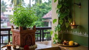 ഹരിയാലി തീജ്: വീടിന്റെ ഐശ്വര്യം കൂട്ടാൻ ബാൽക്കണിയിൽ ഈ മാറ്റങ്ങൾ വരുത്തൂ, വാസ്തു പറയുന്നത് ഇതാണ്