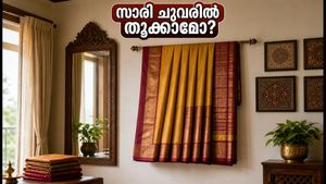 കൈത്തറി വസ്ത്രങ്ങൾ ചുവരിൽ തൂക്കിയാൽ വീട്ടിൽ ഐശ്വര്യം വരുമോ? വാസ്തു പറയുന്ന രഹസ്യങ്ങൾ ഇതാ