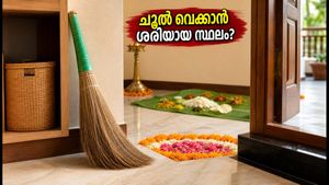 ഓണത്തിന് വീട് ഒരുക്കുമ്പോൾ ചൂൽ എവിടെ വെക്കണം? വാസ്തു പറയുന്ന ഈ നിയമങ്ങൾ ശ്രദ്ധിക്കൂ