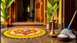 ഓണത്തിന് വീടിന്റെ ഐശ്വര്യം ഇരട്ടിയാക്കാം; പ്രധാന വാതിലിൽ വരുത്തേണ്ട വാസ്തു മാറ്റങ്ങൾ ഇതാ