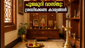 വീട്ടിൽ ഐശ്വര്യം നിറയാൻ പൂജമുറി ഇങ്ങനെ ഒരുക്കൂ; വാസ്തു പ്രകാരം ശ്രദ്ധിക്കേണ്ട കാര്യങ്ങൾ