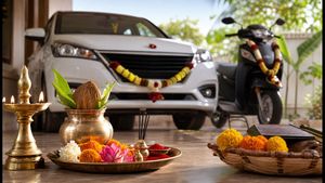 ആയുധപൂജയും വിജയദശമിയും: പൂജകൾക്ക് മുൻപ് ഈ കാര്യങ്ങൾ ശ്രദ്ധിച്ചില്ലെങ്കിൽ അബദ്ധമാകും!