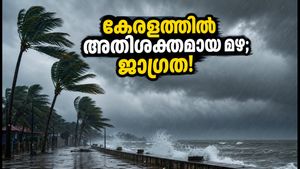കേരളത്തിൽ മഴ കനക്കുന്നു! 4 ജില്ലകളിൽ ഓറഞ്ച് അലർട്ട്; പുറത്തിറങ്ങുമ്പോൾ ഈ കാര്യങ്ങൾ ശ്രദ്ധിക്കണം