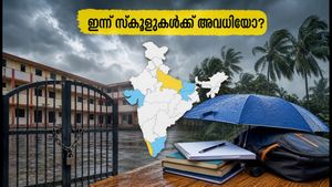 ഒക്ടോബർ 26: ഇന്ന് സ്കൂളുകൾക്ക് അവധിയോ? മഴയും വാൽമീകി ജയന്തിയും; അറിയേണ്ടതെല്ലാം
