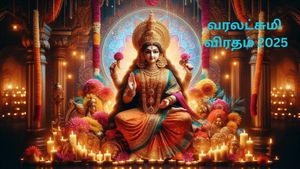 வரலட்சுமி விரதம் 2025: லட்சுமி தேவியை வரங்களை அள்ளித்தர வைக்கும் எளிமையான மற்றும் சக்திவாய்ந்த மந்திரங்கள்...!