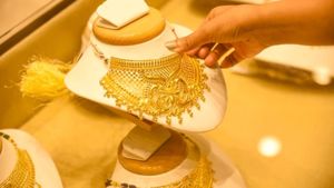 Surprise Plunge in Gold & Silver Prices amid Iran War Tensions: Chennai Rates Drop further